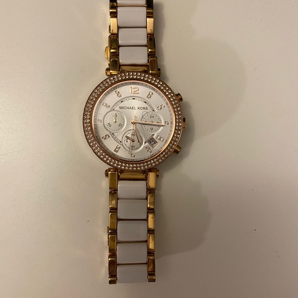 Michael Kors Watch - Picture 2 of 2